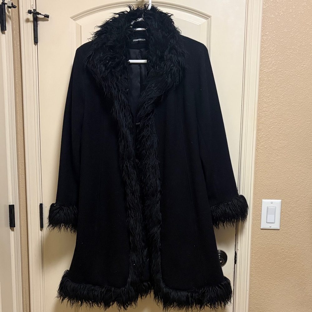 Black Faux-Fur Trim Trench Coat - Women